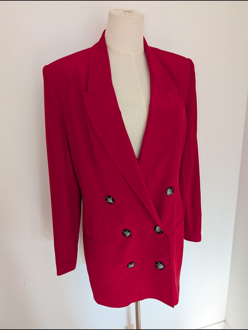 Hugo Buscati Silk Double-Breasted Bright Red Blazer - Picture 6 of 11